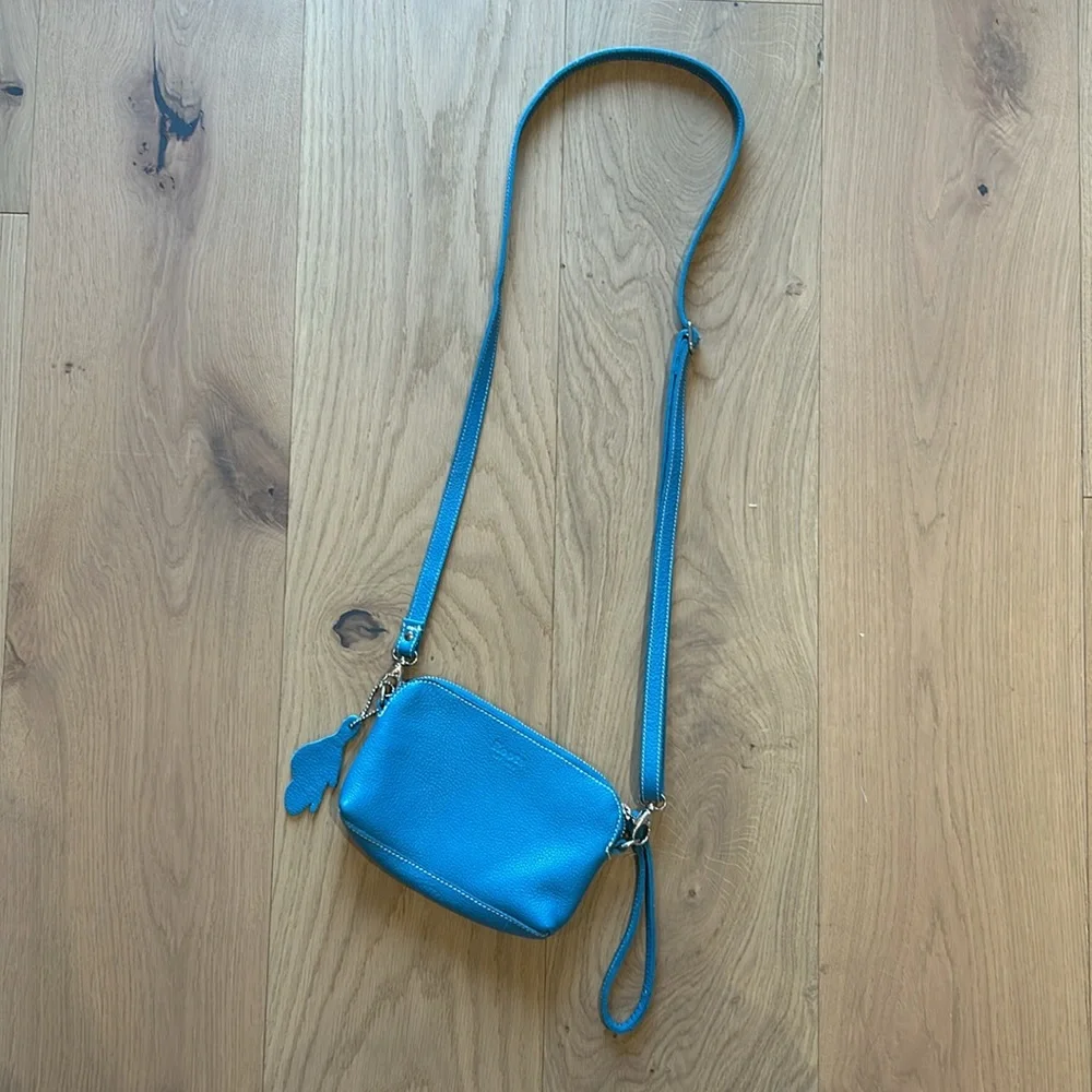 ROOTS mini crossbody/wristlet purse - Picture 3 of 7